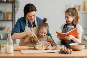 آشپزی و سرگرم کردن کودکان