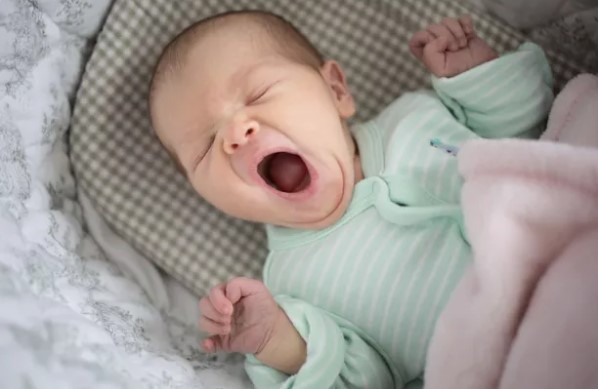 صدای نوزادان در خواب