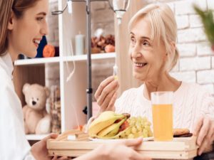 رژیم غذایی در سالمندان با تغذیه مناسب
