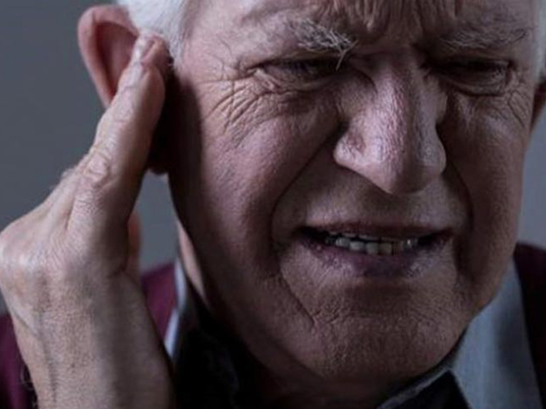 راه های بهبود کم شنوایی در سالمندان