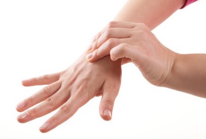 چگونه می توان دست درد را درمان کرد؟