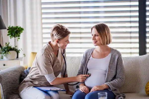 باید‌ها و نباید‌های دوران بارداری در پرستاری از مادر